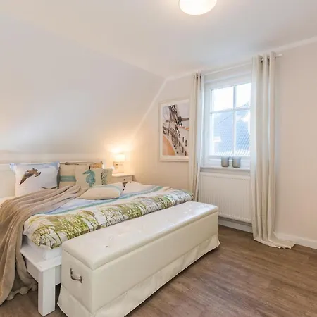 Barther Str_10 A Austernfischer 징스트